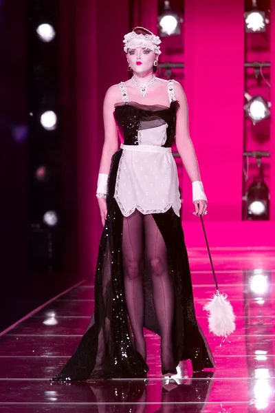Look 17